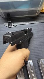 Springfield Xd9 subcompact