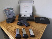 Springfield XD 9mm Sub-compact PLUS add-ons! Auburn, CA