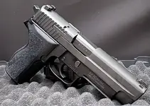 MINT SIG P226 Nitron - No Wear - PPT Los Angeles