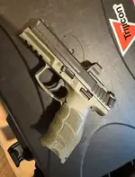 Hk vp9 with holosun scs green dot