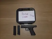 FS/FT - Glock 17C BNIB