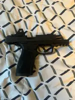 sig sauer p365 x macro- Los angeles