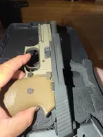 Sig Sauer P220 combat
