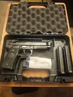 Beretta M9A1
