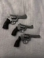REVOLVERS!