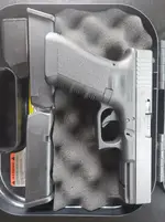 Selling Glock 17 with case 3rd gen- San Diego