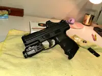 H&K VP9sk w/ Green Holosun SCS