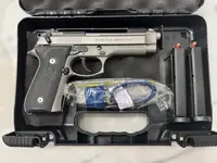 Beretta 92FS Inox - Bay Area