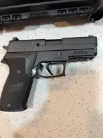 Sig Sauer P220 Carry .45 acp 3.9”