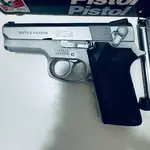 Smith and Wesson 3913