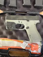Distressed Grey GLOCK 43x w/ Streamlight TLR6