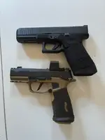 Sig P365xmacro stippling and red dot