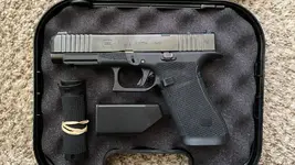 Glock 17 Gen 6 W/ OEM Night Sights