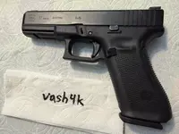 Glock G17 Gen 5 9MM AMGLO / HK P2000 V3 9mm Luger 3” Green