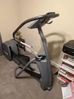 Precor EFX 5.23 Elliptical Machine (Visalia)