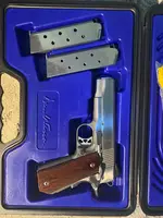 Dan Wesson 1911 V Bob .45