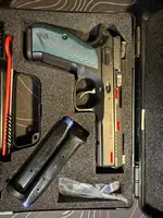 Cz Shadow 2