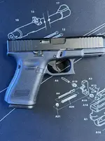 Glock 19 GEN 5 w/Ext. slide release