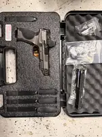 M&P 2.0 Competitor and Carry Comp