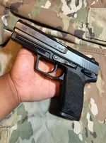 (OFF ROSTER) HK USP 40