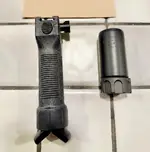 WTS: Mil Spec Grip Pod v2, Surefire Warden