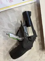 Ruger LCR - Like new, lightweight gun, suitable for concealed carry. Includes original and green laser grips
