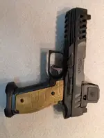 Walther PDP SF side view.webp