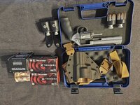 -smith and wesson 686 revolver, 357 with  holster 4 speed reloaders 280 357 - SAN DIEGO