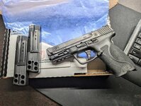 S&W M&P 2.0 CA Version 4.25" barrel