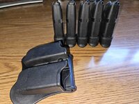 Set of 5 - G33 magazines with +1 pearce extensions & 1 OWB double mag holster