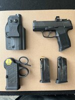P365 CA w/ ADE Green Optic, Flat Trigger, Xtra Mags, On Your 6 Holster, Speed Beez Loader, and case - LA / Long Beach